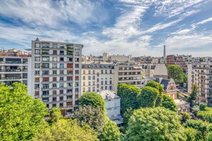 Exterior - Blueground | Passy, furnished + kitchen (Paris)
