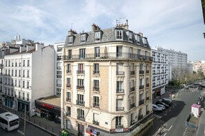 Exterior - Blueground | La Motte-Picquet Grenelle, near shops (Paris)