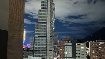 Asrama Umum Deluks, patio, pemandangan gunung | Teras/patio