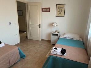 2 chambres, fer et planche à repasser, Wi-Fi, literie fournie