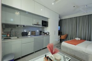 1 bedroom, iron/ironing board, WiFi