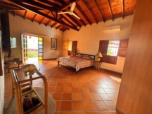 Interior - Charming 6-bedroom cabin with AC and WiFi in San Jerónimo (San Jerónimo)