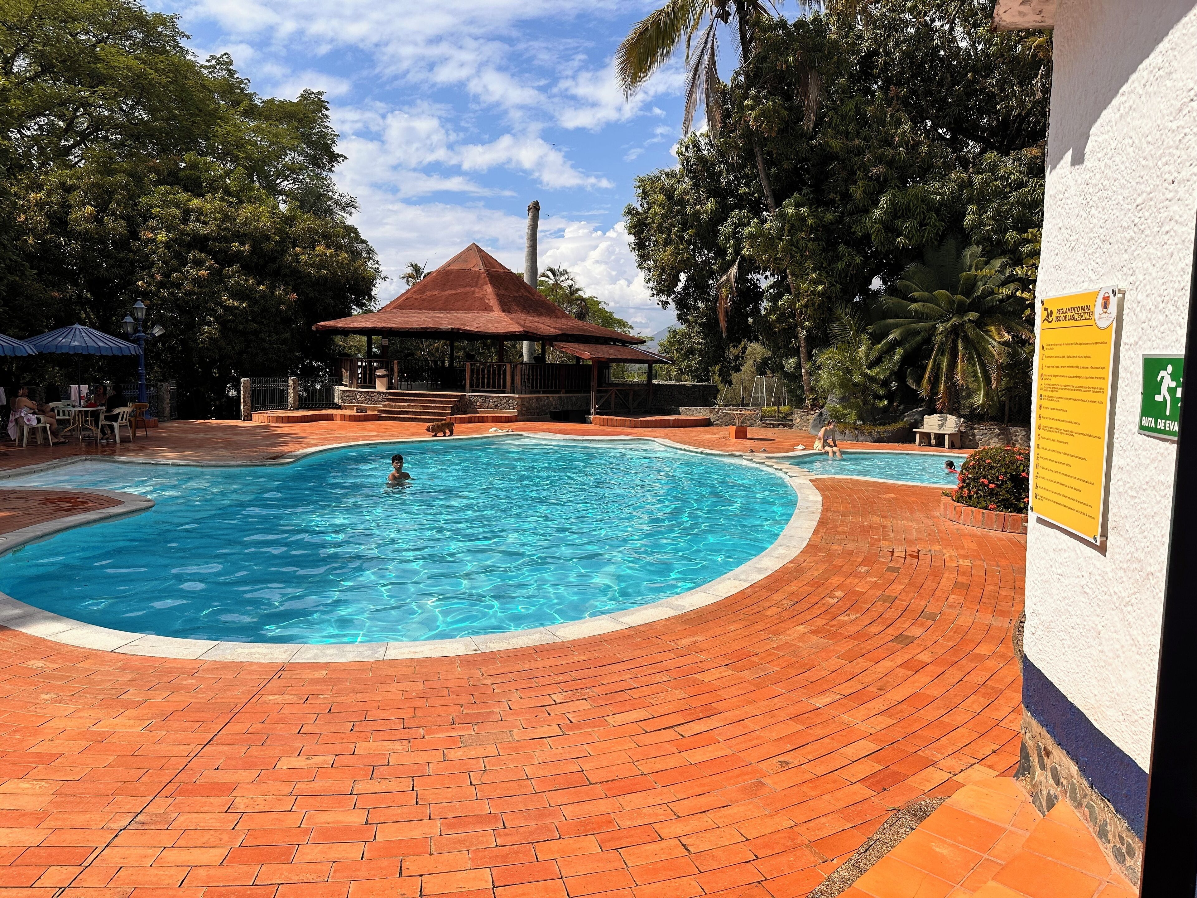 Alberca al aire libre 