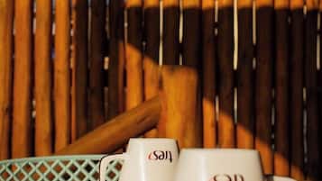 Café da manhã com buffet grátis todos os dias