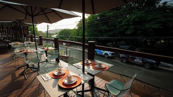 TV 43 polegadas com canais via satélite