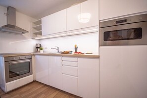 Unclassified image, 4 of 16, button