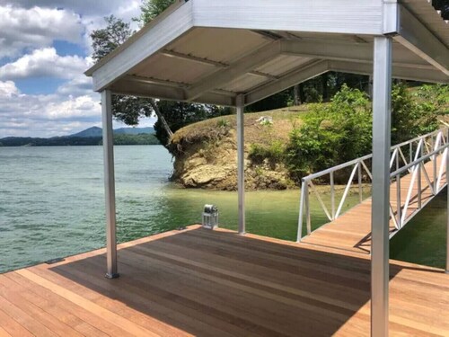 Lake Front, Pet friendly, WiFi