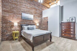 3 Schlafzimmer, Reisekinderbett, kostenloses WLAN, Bettwäsche