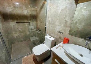 Dormitorio compartido económico, dormitorio mixto, no fumadores, Aire acondicionado | Baño