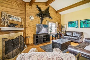 Unclassified image, 3 of 49, button