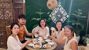 TV, sàn nhà có sưởi