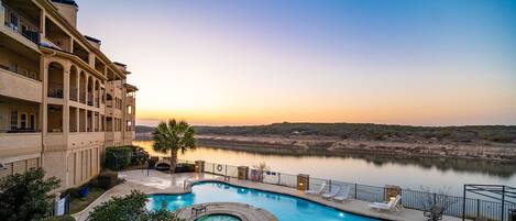 Piscine couverte, piscine chauffée