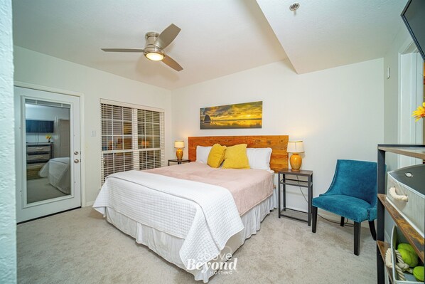1 bedroom, iron/ironing board, free WiFi, bed sheets - Color Pop by the Pool (Lago Vista)