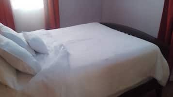 1 quarto, ferros/tábuas de passar roupa, Wi-Fi, roupa de cama