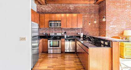 Celebrate the Season in a Trendy STL Wash Ave Loft