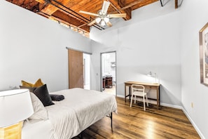 3 habitaciones, escritorio, wifi gratis y ropa de cama 