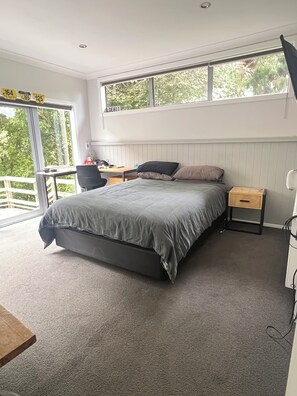 4 Schlafzimmer, Bügeleisen/Bügelbrett, WLAN, Bettwäsche
