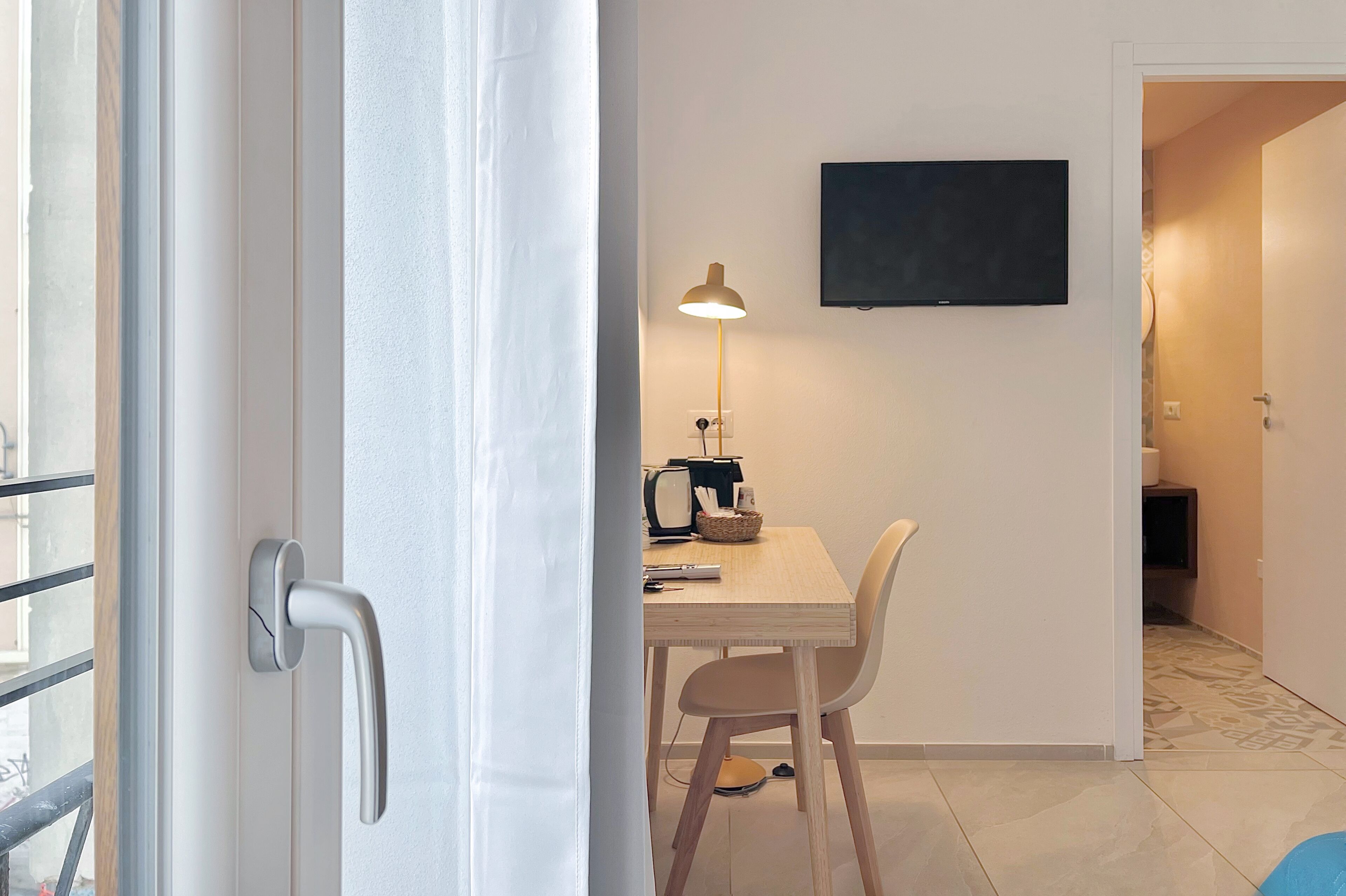 Classic Double Room | Living area