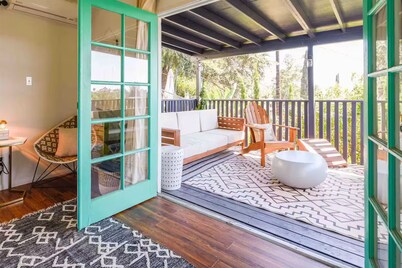 Unique Echo Park Bungalow Hideaway 3BR/2Bth +Patio