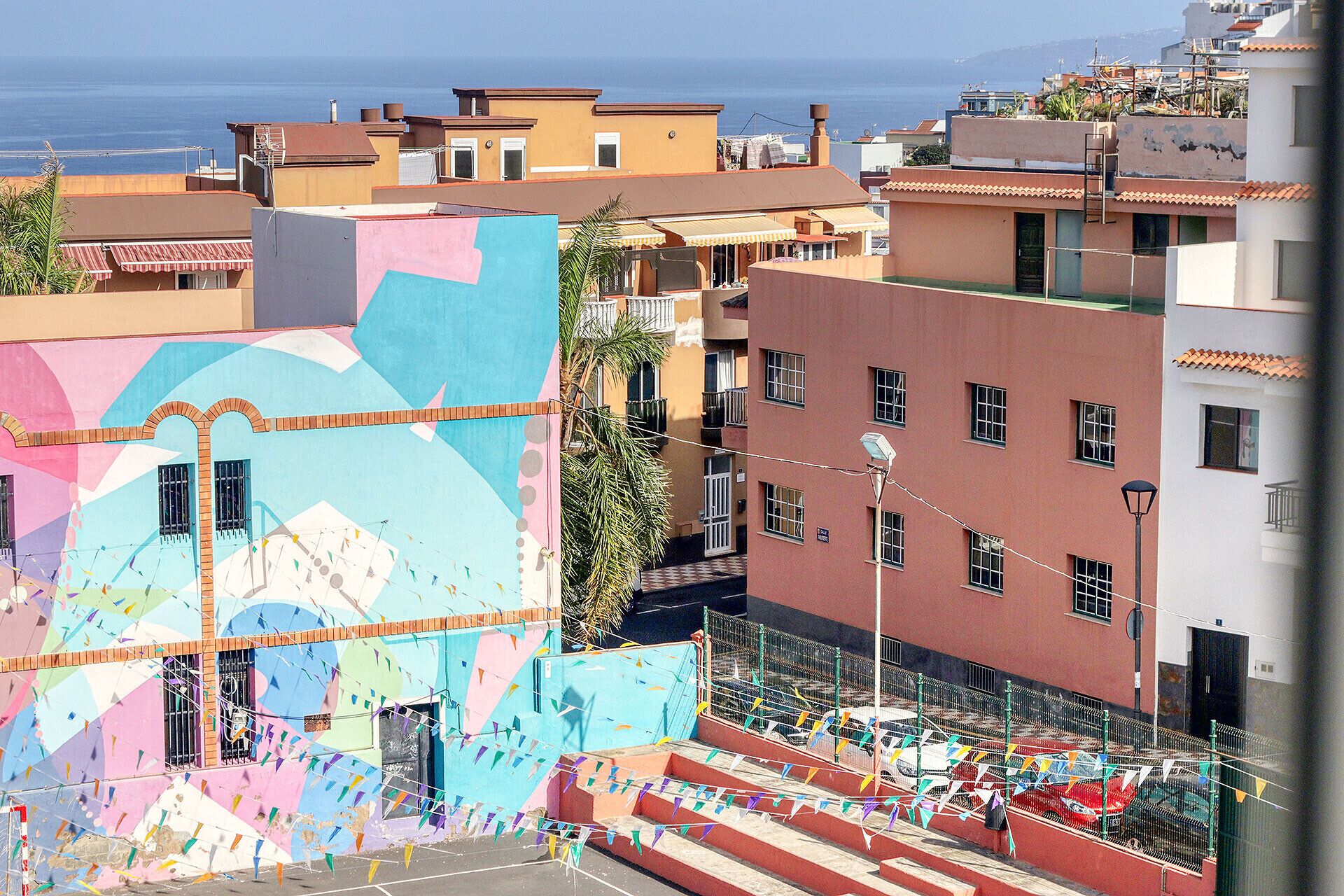 الإطلالة من المنشأة