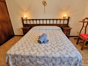 3 多间卧室、熨斗/熨衣板、WiFi、床单