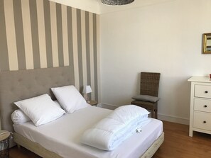 4 bedrooms, iron/ironing board, bed sheets - Vacation villa 50 meters from the sea. (Blonville-sur-Mer)