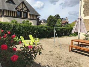 Property grounds - Vacation villa 50 meters from the sea. (Blonville-sur-Mer)