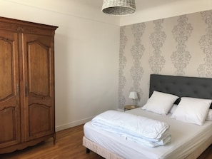 4 bedrooms, iron/ironing board, bed sheets - Vacation villa 50 meters from the sea. (Blonville-sur-Mer)