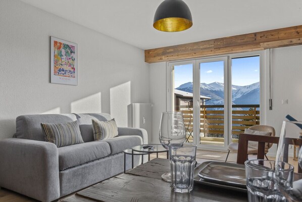 スマートテレビ、ステレオ