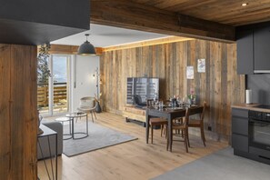 スマートテレビ、ステレオ