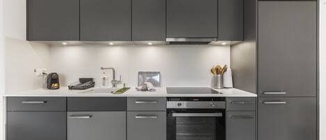 Fridge, microwave, oven, stovetop