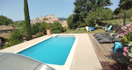 Coquette Tiny-House 5 minutes' walk from all amenities, close to must-sees