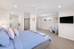 5 chambres, bureau, fer et planche à repasser, Wi-Fi gratuit