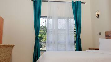 1 bedroom, WiFi, bed sheets