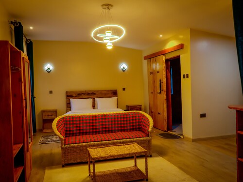 Sparrow Nest Cottage: Peaceful garden oasis hidden under the slopes of Mt Kenya.