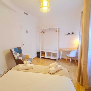 4 soverom, strykejern/-brett, wi-fi og sengetøy