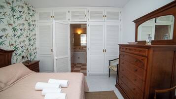 5 chambres, fer et planche Ă repasser, lit parapluie, Wi-Fi