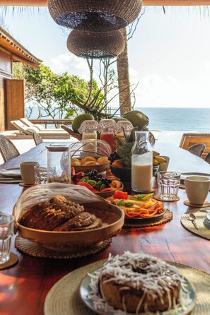 Petit déjeuner buffet compris tous les jours