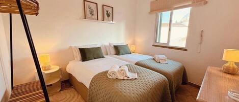 Departamento | 3 habitaciones, tabla de planchar con plancha y wifi gratis