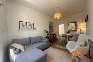 Apartment | Living area