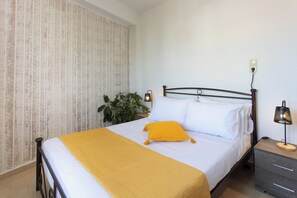 1 bedroom, soundproofing, iron/ironing board, free WiFi - ANEMOS DELUXE SUITES - MAISTROS (Heraklion)