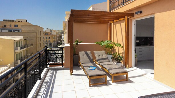 Suite – deluxe, sjøutsikt | Terrasse/patio