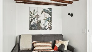 Studio – city