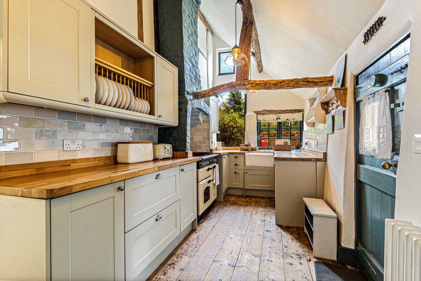 Refrigerador, horno, lavavajillas, tostadora