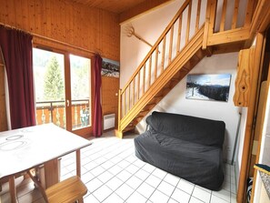 Living area - Duplex T2 in Morzine with Parking Near Cable Car (Morzine)