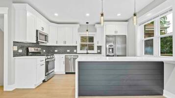 Fridge, microwave, oven, dishwasher