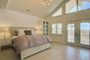 3 soverom, strykejern/-brett, wi-fi (inkludert) og sengetøy