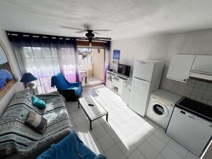 TV