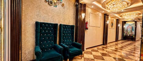 Khu tiếp khách ở sảnh