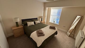 2 habitaciones, tabla de planchar con plancha y wifi gratis